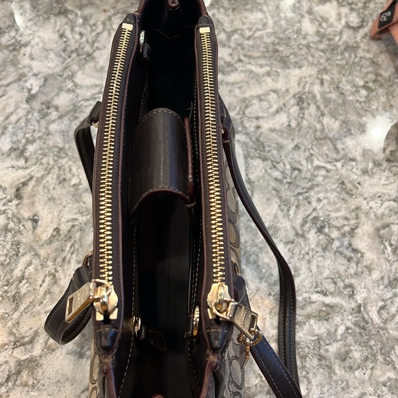 COACH BROWN SIGNATURE MINI TOTE DOUBLE SLOTS STRAP CROSSBODY EXCELLENT CONDITION - Picture 11 of 11